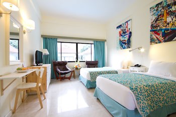 Chom View Hotel