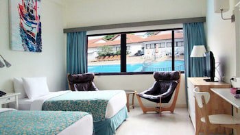 Chom View Hotel