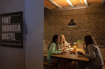 Font Andorra Hostel