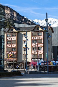 Font Andorra Hostel