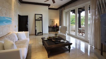 Casa Colonial Beach & Spa