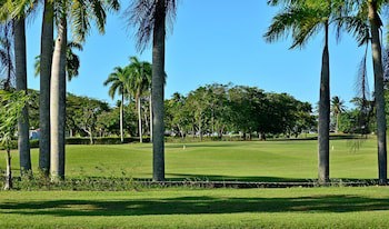 Casa Colonial Beach & Spa