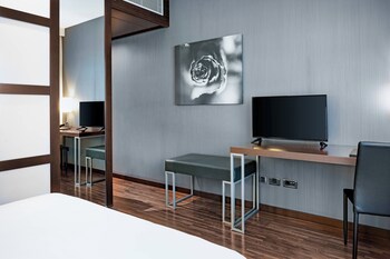 Ac Hotel Algeciras By Marriott
