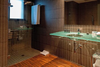 Ac Hotel Algeciras By Marriott