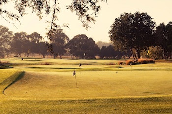 Centurion Golf Suites Boca Walk