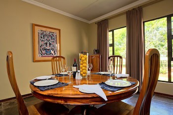 Centurion Golf Suites Boca Walk
