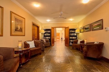 Centurion Golf Suites Boca Walk