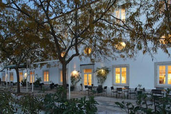 Pateo Dos Solares Charm Hotel