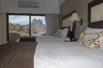 Marinaterra Hotel & Spa