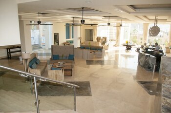 Marinaterra Hotel & Spa