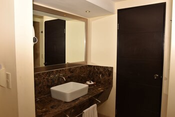 Marinaterra Hotel & Spa