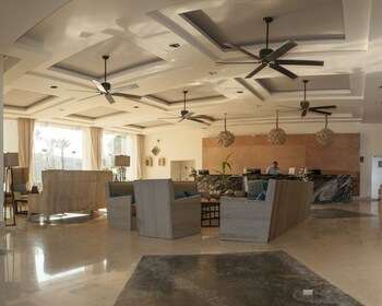 Marinaterra Hotel & Spa