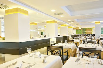 Grupotel Acapulco Playa - Adults Only
