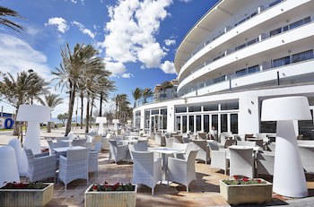 Grupotel Acapulco Playa - Adults Only