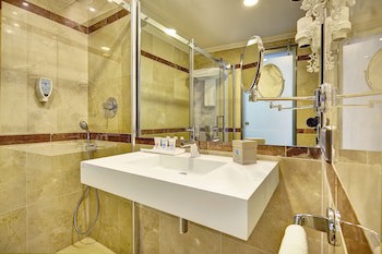 Grupotel Acapulco Playa - Adults Only