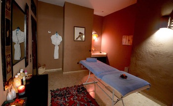 Oasis Hotel & Spa