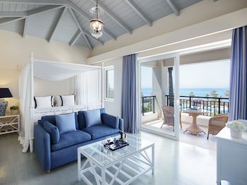 Grecotel La Riviera fotoğrafı
