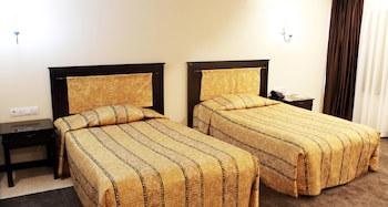 Grand Mir Hotel