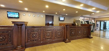 Grand Mir Hotel
