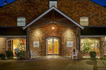 Lion Quays Hotel & Spa