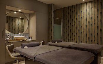 Lion Quays Hotel & Spa