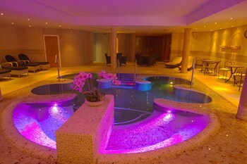 Lion Quays Hotel & Spa