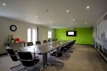 Lion Quays Hotel & Spa