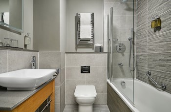Lion Quays Hotel & Spa