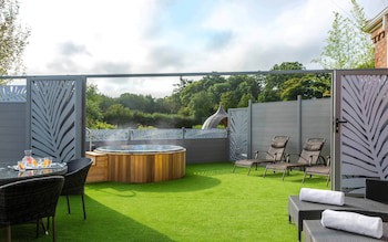 Lion Quays Hotel & Spa