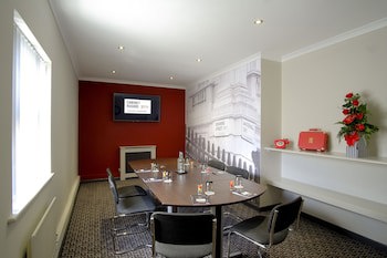 Lion Quays Hotel & Spa
