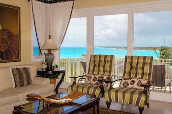 Grand Isle Resort & Residences