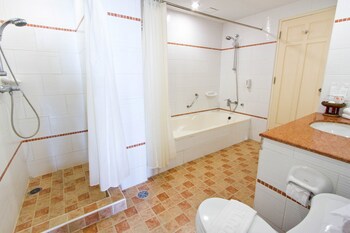 Bella Villa Cabana