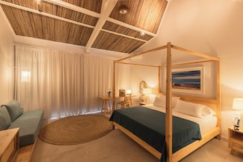 Cotton Bay Hotel