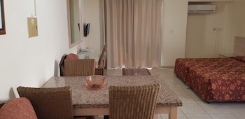 Senator Hotel Apartments - Adults Only fotoğrafı