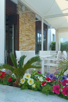 Senator Hotel Apartments - Adults Only galeri fotoğrafı