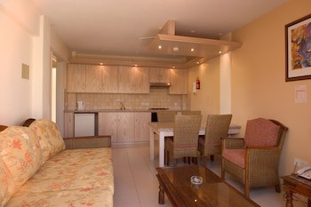 Senator Hotel Apartments - Adults Only galeri fotoğrafı