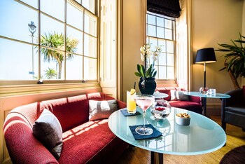 Drakes Of Brighton