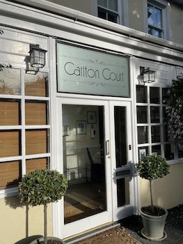 Carlton Court