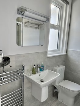 Bentley Lodge Guest House