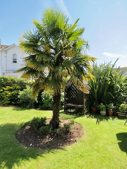 Bentley Lodge Guest House