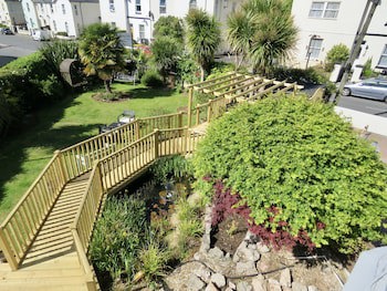 Bentley Lodge Guest House
