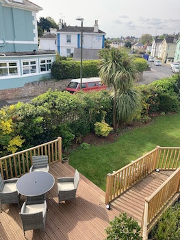 Bentley Lodge Guest House