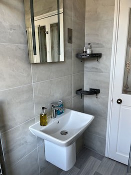 Bentley Lodge Guest House