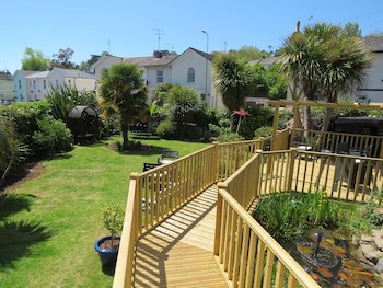 Bentley Lodge Guest House