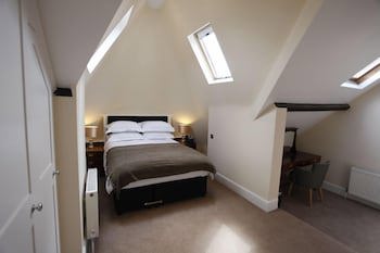 Glenlyn Hotel & Apartments
