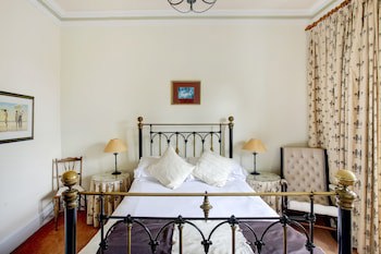 Kirkconnel Hall Hotel