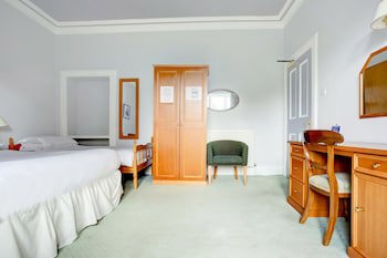 Kirkconnel Hall Hotel