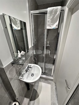 Gateway Hotel
