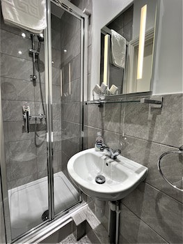 Gateway Hotel
