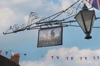 Cock Hotel Stony Stratford By Greene King Inns